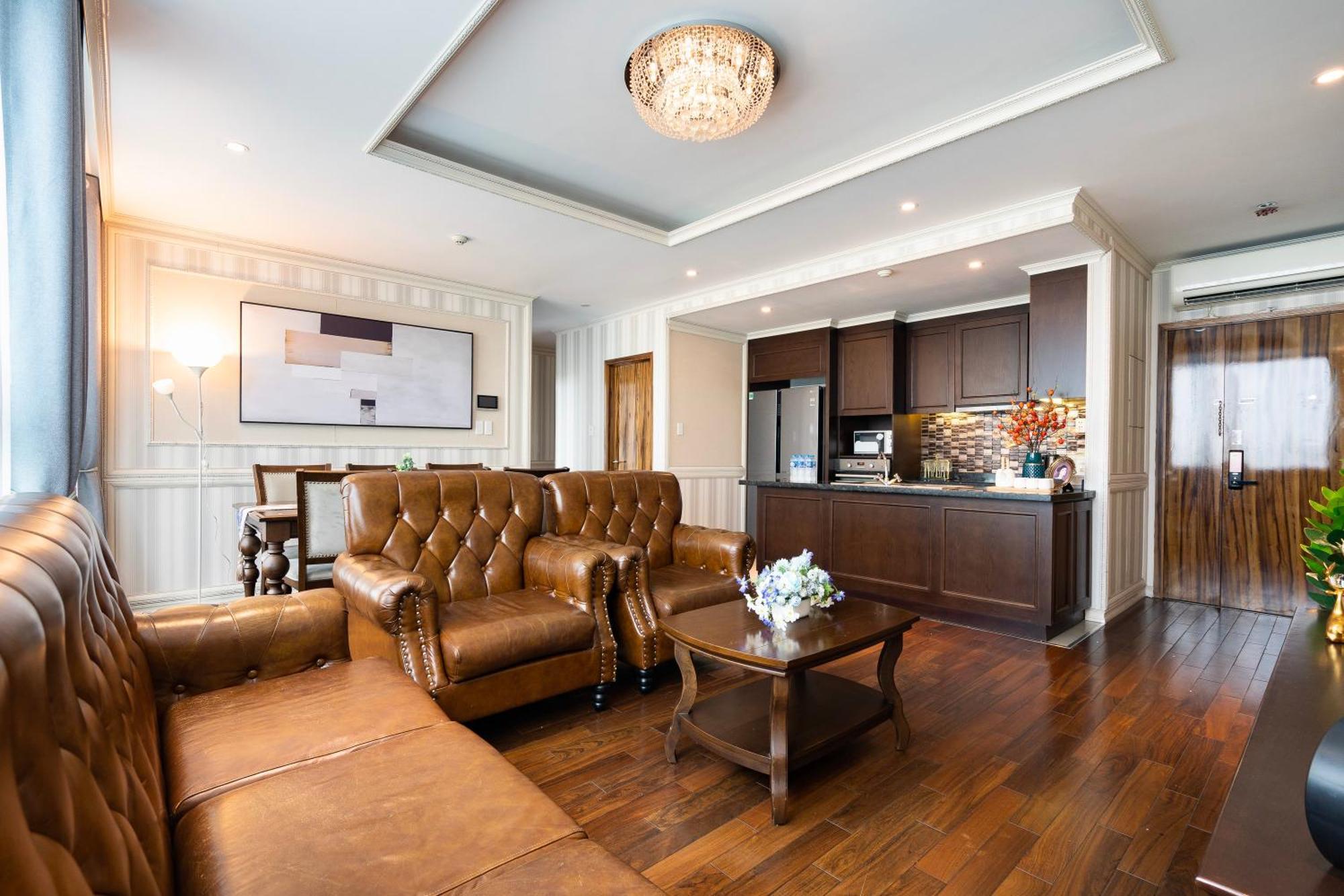 Salute De Leman - Luxury Distrist 3